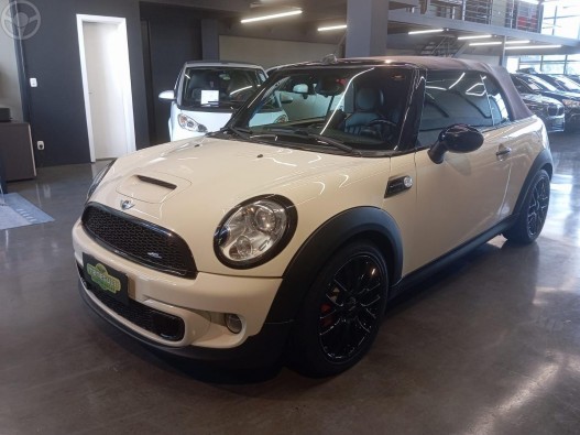 MINI - JOHN COOPER WORKS 1.6 CABRIO 16V 211CV 2P MANUAL - 2011/2012 - PRETA - R$ 135.900,00