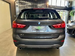 BMW - X1 2.0 16V TURBO ACTIVEFLEX XDRIVE25I SPORT 4P AUTOMATICO - 2018/2019 - CINZA - R$ 149.900,00