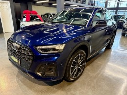 AUDI - Q5 2.0 TFSI S LINE BLACK QUATTRO S TRONIC 4P - 2021/2021 - AZUL - R$ 255.900,00