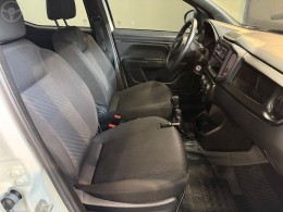 FIAT - STRADA 1.4 ENDURANCE CD 8V FLEX 4P MANUAL - 2021/2022 - BRANCA - R$ 89.900,00