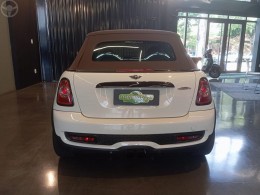 MINI - JOHN COOPER WORKS 1.6 CABRIO 16V 211CV 2P MANUAL - 2011/2012 - PRETA - R$ 135.900,00