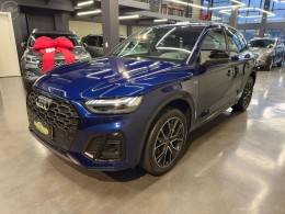 AUDI - Q5 2.0 TFSI S LINE BLACK QUATTRO S TRONIC 4P - 2021/2021 - AZUL - R$ 255.900,00