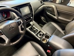 MITSUBISHI - PAJERO SPORT 2.4 HPE 4X4 DIESEL 4P AUTOMATICA - 2022/2023 - CINZA - R$ 304.900,00