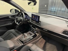 AUDI - Q5 2.0 TFSI S LINE BLACK QUATTRO S TRONIC 4P - 2021/2021 - AZUL - R$ 255.900,00