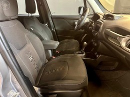 JEEP - RENEGADE 1.3 SPORT T270 16V TURBO FLEX 4P AUTOMATICO - 2022/2022 - PRATA - R$ 103.900,00