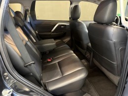 MITSUBISHI - PAJERO SPORT 2.4 HPE 4X4 DIESEL 4P AUTOMATICA - 2022/2023 - CINZA - R$ 304.900,00