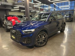 AUDI - Q5 2.0 TFSI S LINE BLACK QUATTRO S TRONIC 4P - 2021/2021 - AZUL - R$ 255.900,00