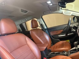 MITSUBISHI - L200 TRITON 2.4 HPE-S SPORT 4X4 CD 16V DIESEL 4P AUTOMATICO - 2022/2023 - BRANCA - R$ 239.900,00