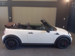 MINI - JOHN COOPER WORKS 1.6 CABRIO 16V 211CV 2P MANUAL - 2011/2012 - PRETA - R$ 135.900,00