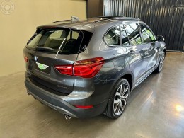 BMW - X1 2.0 16V TURBO ACTIVEFLEX XDRIVE25I SPORT 4P AUTOMATICO - 2018/2019 - CINZA - R$ 149.900,00