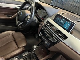 BMW - X1 2.0 16V TURBO ACTIVEFLEX XDRIVE25I SPORT 4P AUTOMATICO - 2018/2019 - CINZA - R$ 149.900,00