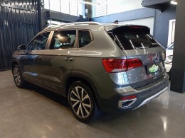 VOLKSWAGEN - TAOS 1.4 16V HIGHLINE TSI FLEX 4P AUTOMATICO - 2023/2023 - CINZA - R$ 168.900,00