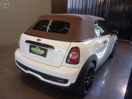 MINI - JOHN COOPER WORKS 1.6 CABRIO 16V 211CV 2P MANUAL - 2011/2012 - PRETA - R$ 135.900,00